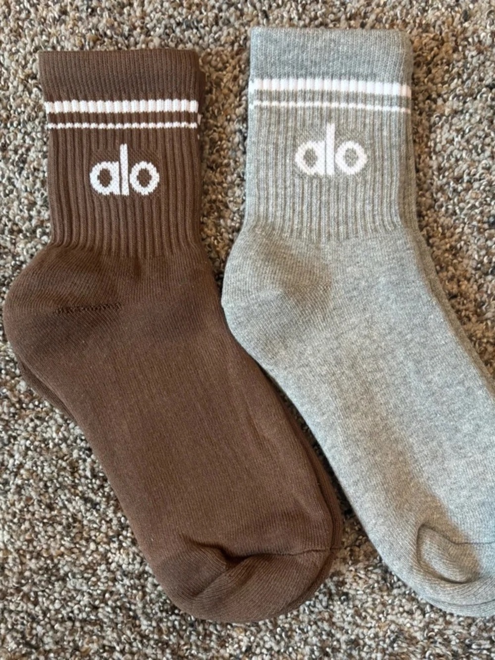 ALO Yoga Men's Athletic Crew Socks in Brown and Gray - 2 Pack